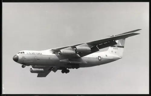 Fotografie Flugzeug Lockheed C-141 Starlifter, USAF 50223