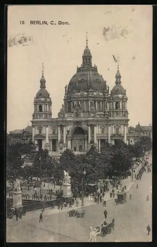 AK Berlin C., Dom von oben