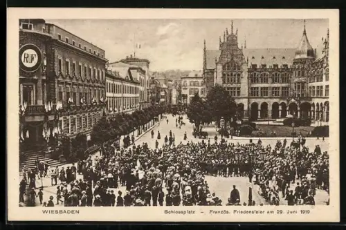 AK Wiesbaden, Schlossplatz, Französische Friedensfeier am 29. Juni 1919