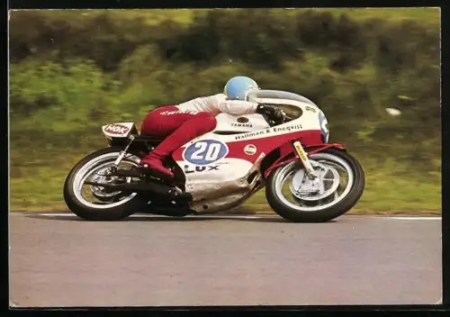 AK Rennfahrer auf Yamaha-Motorrad