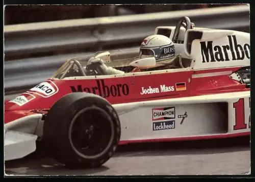 AK Formel I-Rennfahrer Jochen Maas im Mclarcen