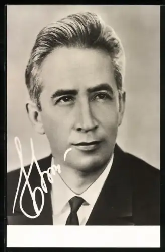 AK Kosmonaut Konstantin Petrowitsch Feoktistow in Anzug mit Krawatte