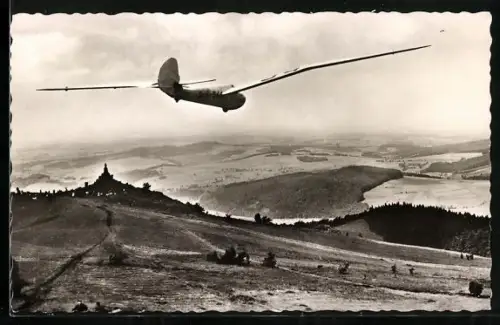 AK Segelflugzeug über der Wasserkuppe