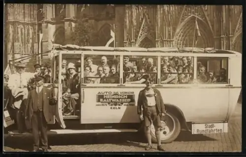 Foto-AK Köln, Autobus des Autoverkehr Heinrich Kaltwasser
