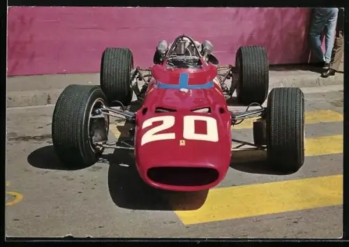 AK Ferrari-F1 bei einem Autorennen