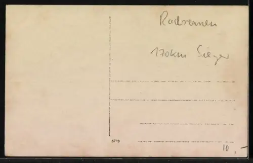 Foto-AK Radsport, Siegerehrung mit Siegerkranz