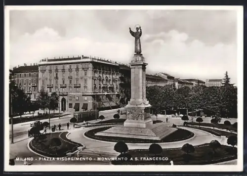 AK Milano, Piazza Risorgimento & Monumento a S. Francesco, Strassenbahn