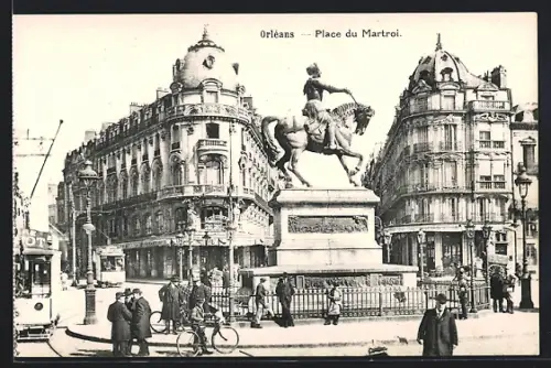 AK Orléans, Place du Martroi, Strassenbahn