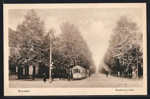 AK Roubaix, Boulevard Paris, Strassenbahn