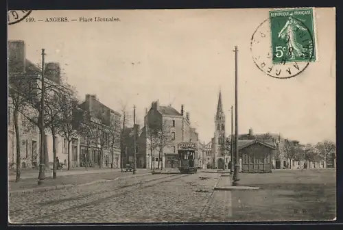 AK Angers, Place Lionnaise, Strassenbahn