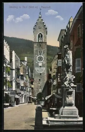AK Sterzing in Tirol, Neustadt, Strassenpartie mit Turm