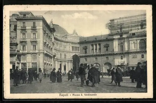 AK Napoli, Piazza S. Ferdinando