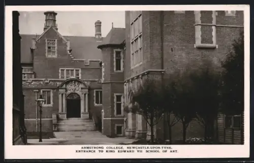 AK Newcastle-upon-Tyne, Armstrong College, Entrance to King Edward VII. School of art