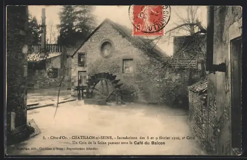 AK Châtillon-sur-Seine /Côte-d`Or, Inondations de 1910, 2e Crue, Un Coin de la Seine passant sous le Café du Balcon