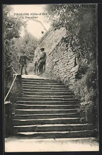 AK Frolois, L`Escalier
