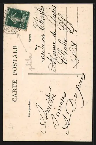 AK La Rochepot, Intérieur du Château de La Rocheport, Le Puits