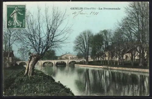 AK Genlis, La Promenade