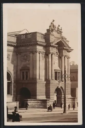 AK Bristol, Bristol Museum and Art Gallery