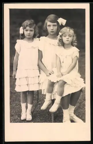 AK Erzherzogin Charlotte mit ihren Geschwistern