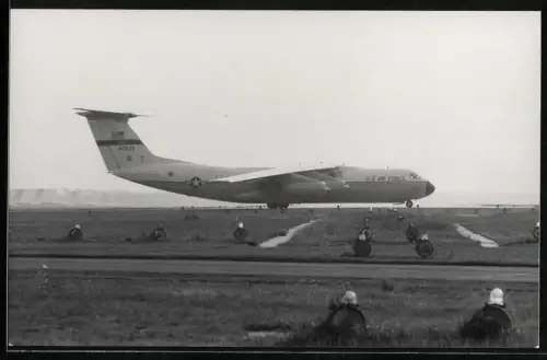 Fotografie Flugzeug Lockheed C-141 Starlifter, USAF 40633