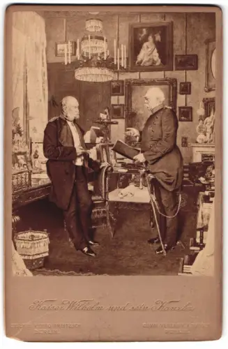 Fotografie Otto Troitzsch, Berlin, Kaiser Wilhelm I. und Kanzler Otto von Bismarck im Arbeitszimmer des Kaisers