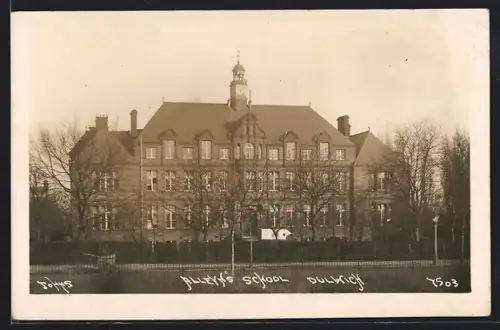 AK Dulwich, Alleyn`s School