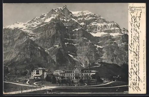 AK Glarus, Kantonsspital mit Bergpanorama