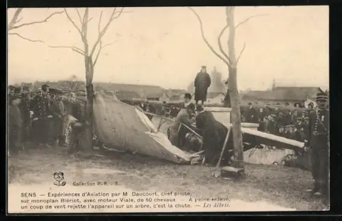 AK Flugzeug Monoplan Blériot abgestürzt