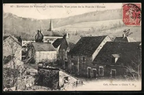 AK Saffres, Vue prise de la Rue de l`Écluse