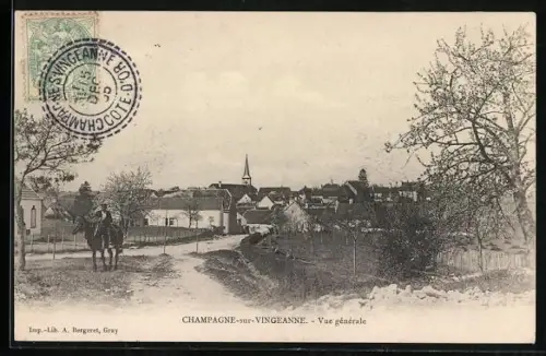 AK Champagne-sur-Vingeanne, Vue generale, Reiter, Ortsansicht aus der Ferne