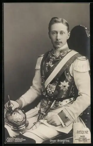 AK Kronprinz Wilhelm in Uniform Garde Kürassier mit Harnisch und Pickelhaube