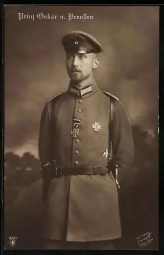 AK Prinz Oskar von Preussen in Uniform porträtiert
