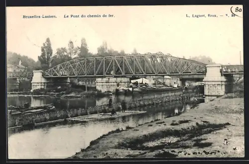 AK Bruxelles-Laeken, Le Pont du chemin de fer