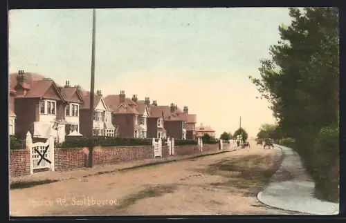 AK Southbourne, Church Rd., Häuserzeile an Strasse