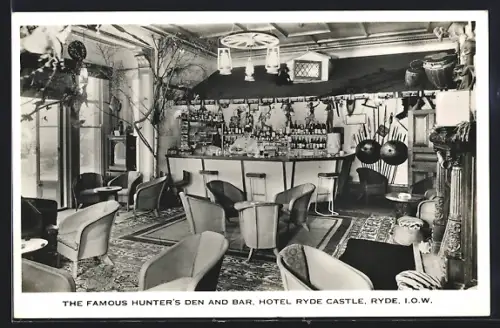 AK Ryde, Hotel Ryde Castle, The Famous Hunter`s Den and Bar