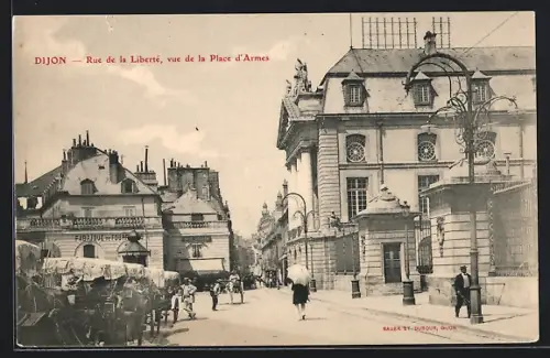 AK Dijon, Rue de la Liberté, vue de la Place d`Armes