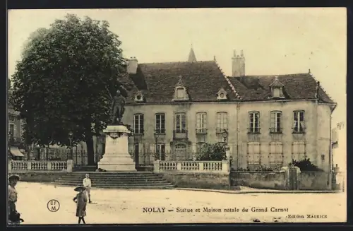AK Nolay, Statue et Maison natale du Grand Carnot