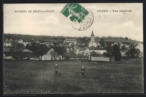 AK Lucey, Vue Gènèrale