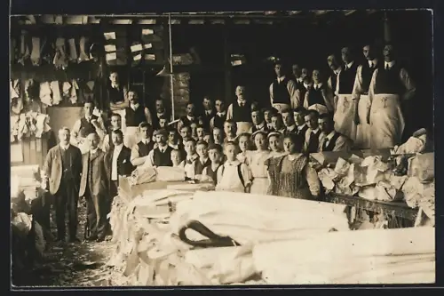 AK Bristol, Employees of the Corset Factory