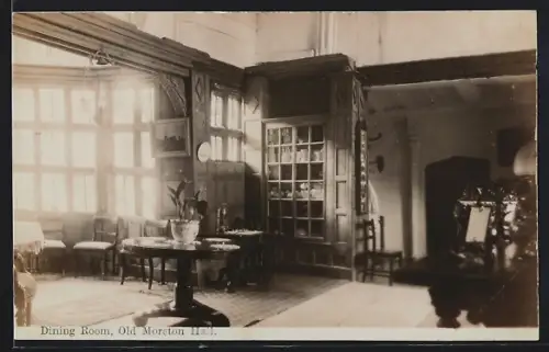 AK Old Moreton, Old Moreton Hall, Dining Room