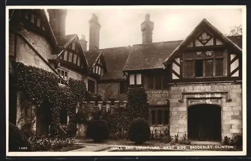 AK Baddesley Clinton, Hall and Courtyard, west side