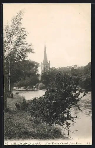 AK Stratford-on-Avon, Holy Trinity Church from River