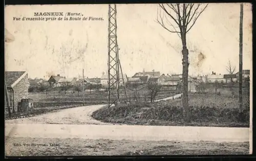 AK Magneux /Marne, Vue d`ensemble prise de la Route de Fismes