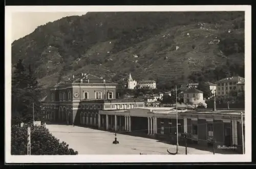 AK Bellinzona, Bahnhof mit Vorplatz