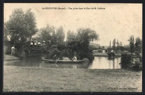 AK Le Recoude /Marne, Vue prise dans le Parc de M. Lefèvre