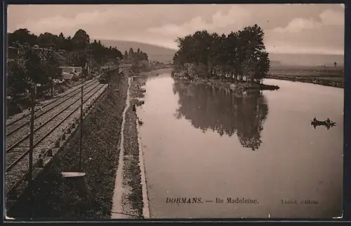 AK Dormans, Île Madeleine et voie ferrée au bord de la rivière