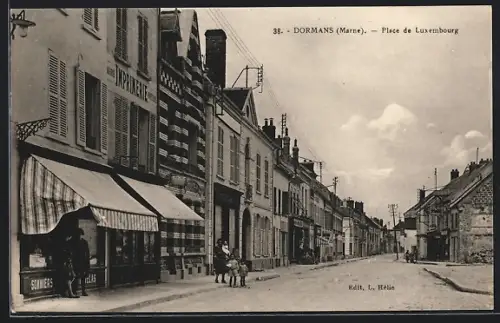 AK Dormans, Place de Luxembourg mit Kindern