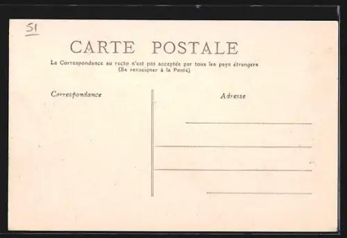 AK Épernay, Rue de la Porte-Lucas animée avec passants et boutiques