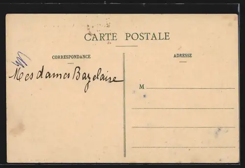 AK Avize /Champagne, Avenue de la Gare avec calèche et passants