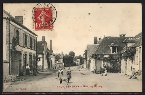 AK Faux-Fresnay, Rue des Marais animée avec enfants jouant